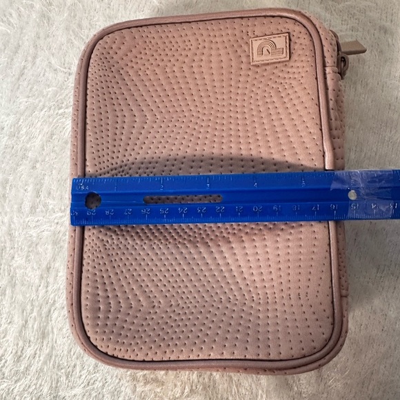 Pink Quilted Women's Clutch - Picture 7 of 8